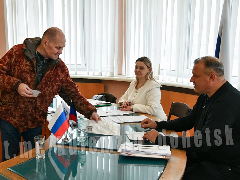 Алексей Кулемзин провел прием граждан.