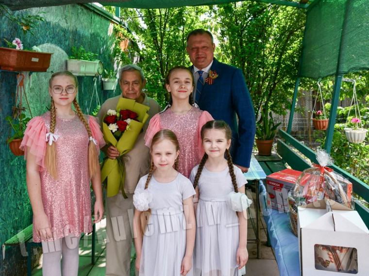 С Днем рождения, ровесник Победы!. С Днем рождения, ровесник Победы!.