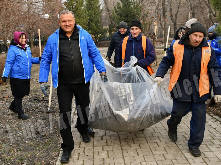 Делаем наш город чище и комфортнее!. Делаем наш город чище и комфортнее!.